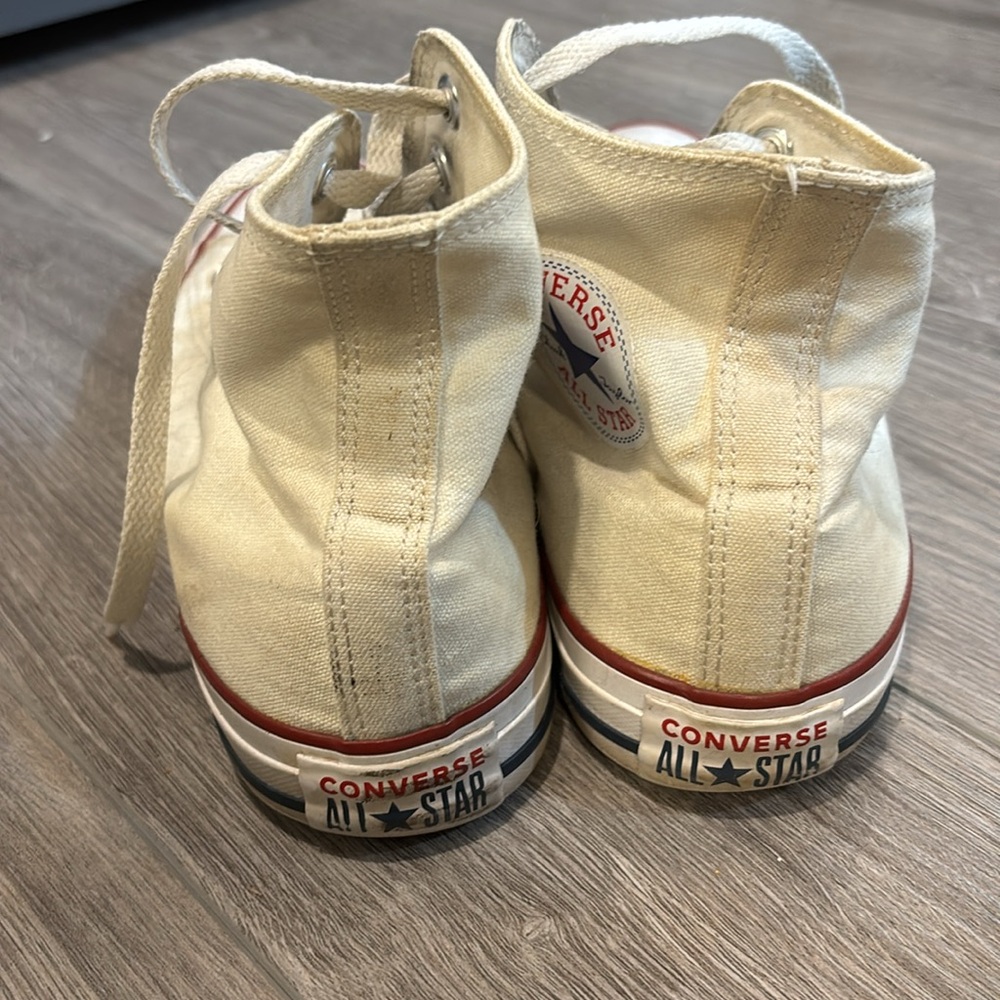 Converse - Picture 3 of 3